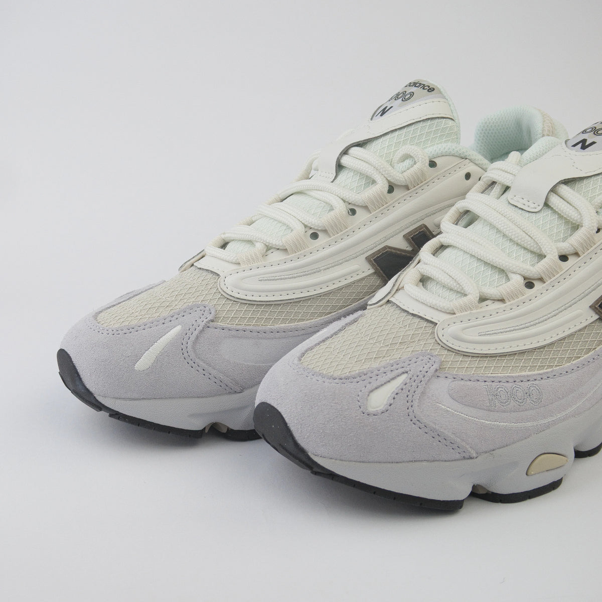 New Balance 1000 Pearl Grey