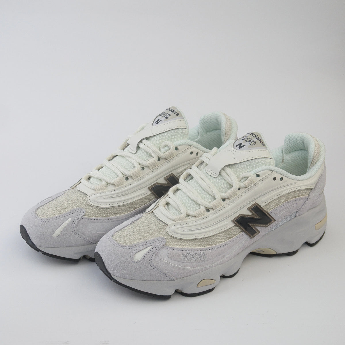 New Balance 1000 Pearl Grey