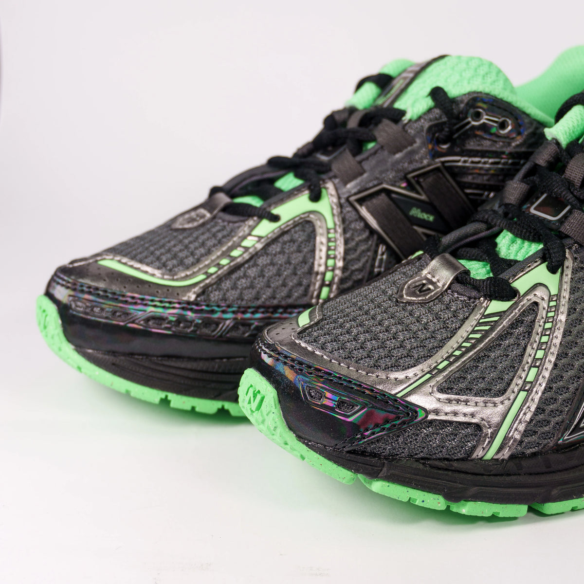 New Balance 1906R Space Grey Metallic Green