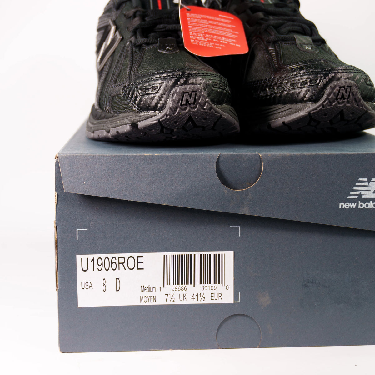 New Balance 1906R Full Black Primaloft