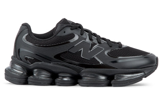 New Balance 2000 Triple Black