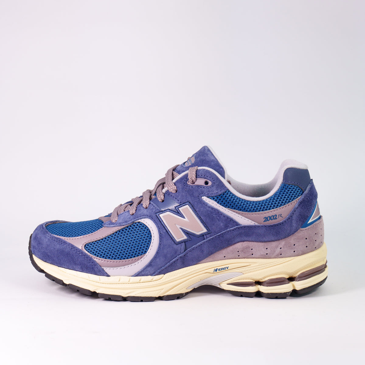 New Balance 2002R Dream State Blue Purple — бічний профіль з технологією N-ergy