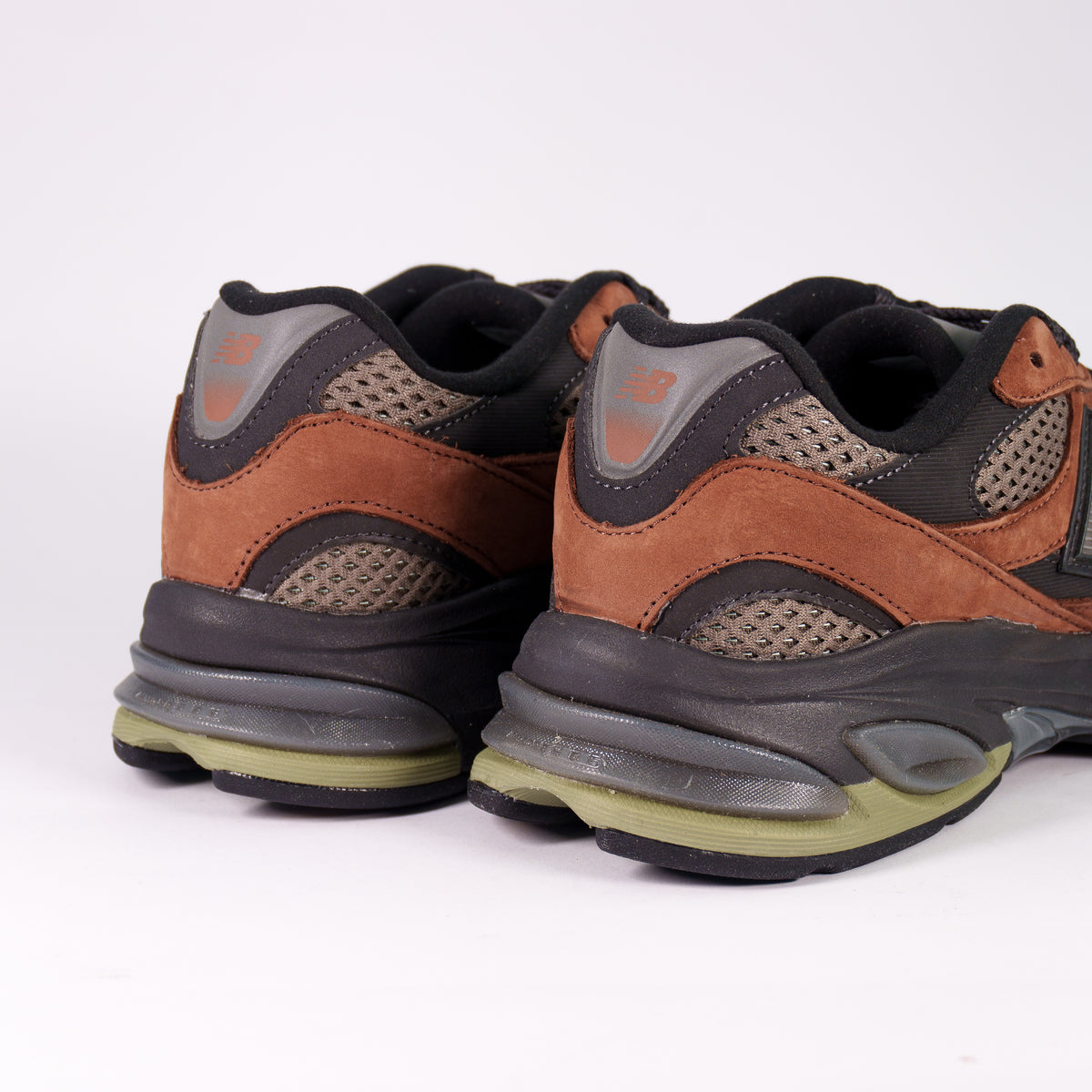 New Balance 2010 Brown