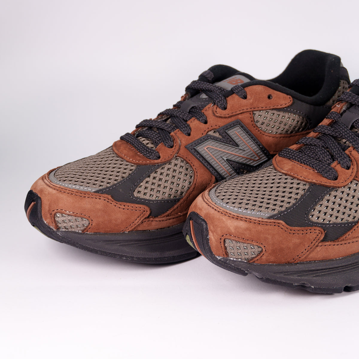 New Balance 2010 Brown