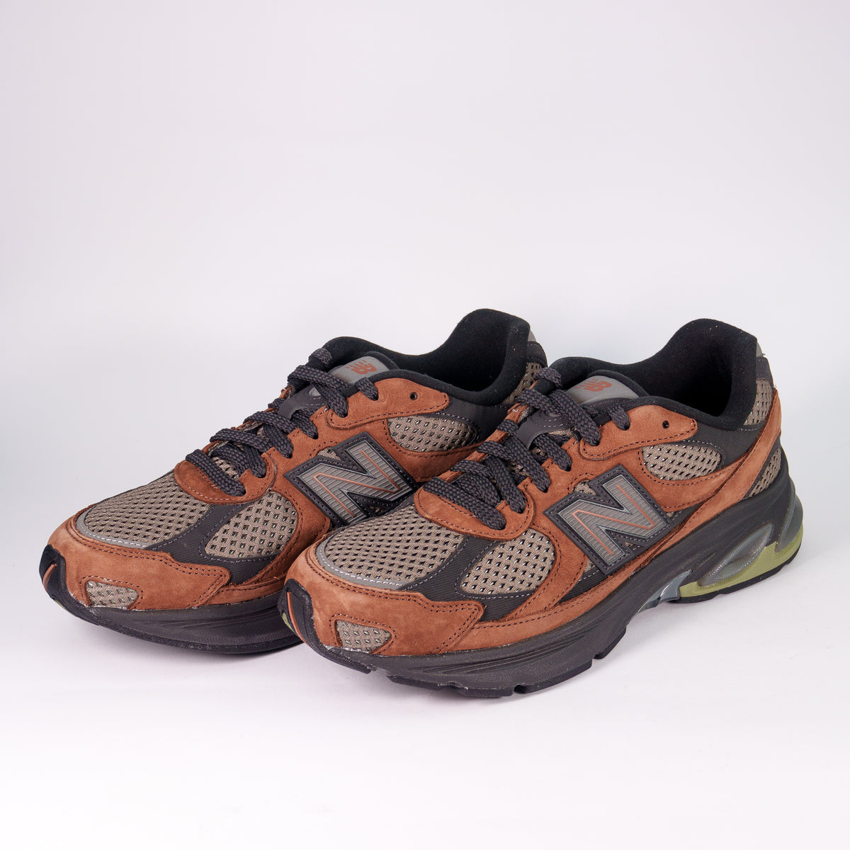 New Balance 2010 Brown