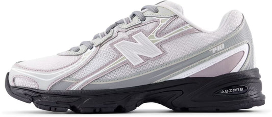 New Balance 740 Silver Metallic Rain Cloud