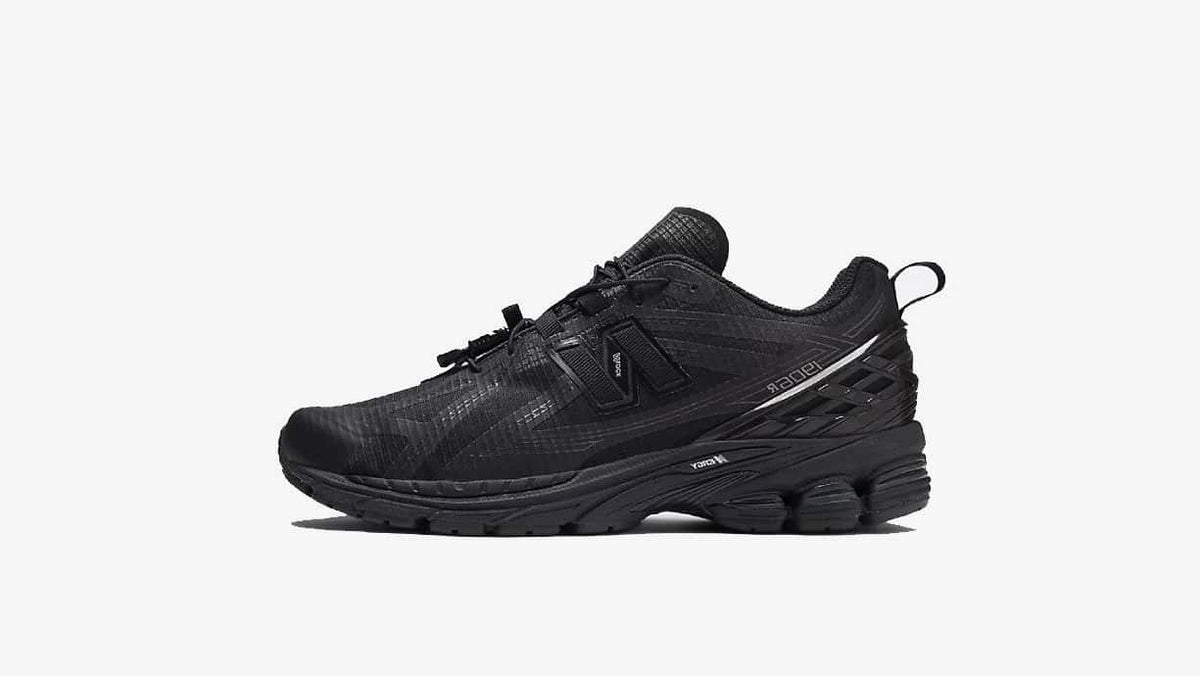 New Balance 1906R Full Black Magnet